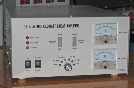 1 KW SSPA de 1,8 a 54 MHz 